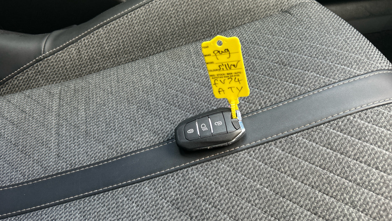 Peugeot 2008 1.2 PureTech 130 Allure 5dr Petrol Estate